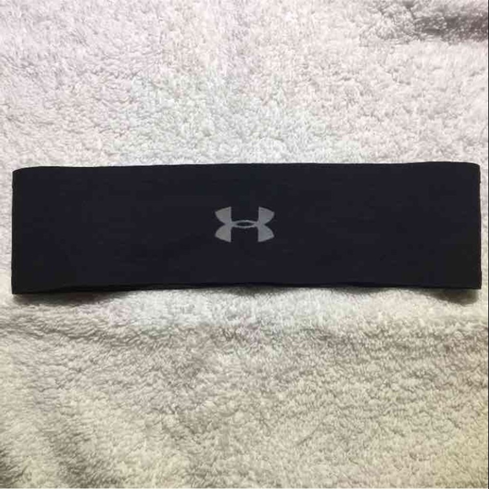 ✨SOLD✨ Under Armour headband