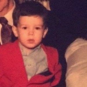 Meet your Posher, Travis