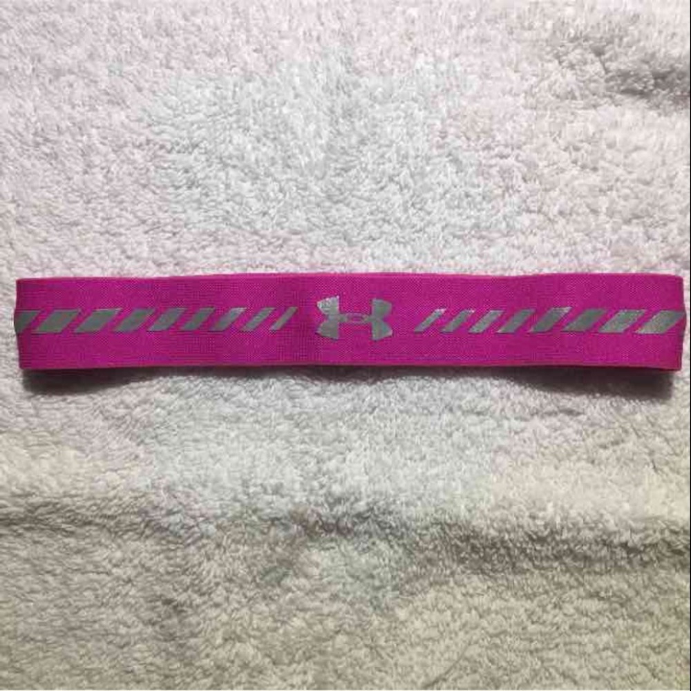 ✨SOLD✨ Under Armour pink headband