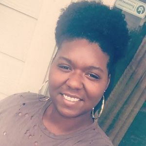 Meet your Posher, Ericka