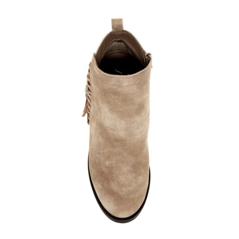 Distressed Side Fringe Boho Chic Ankle Booties - Picture 6 of 6