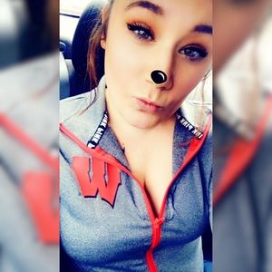Meet your Posher, Lacey