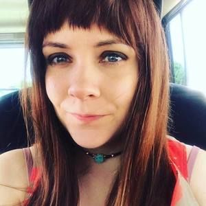 Meet your Posher, Candice