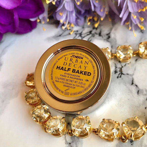 🆕SOLD☀️ Urban Decay Eye Shadow in Half Baked - Picture 4 of 8