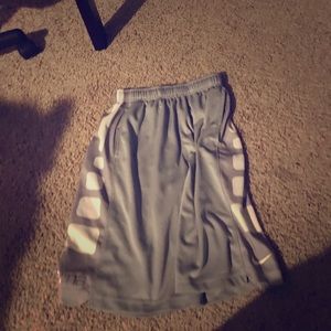 Nike men's elite basketball shorts