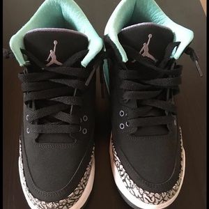 Jordan 3's