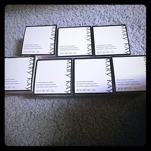 Mary Kay Mineral Powder Foundation