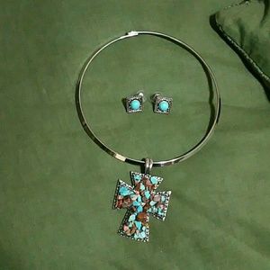 Necklace & pendant,   with free earrings