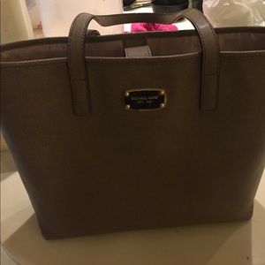 Michael Kors handbag 👜
