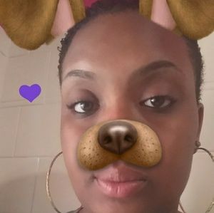 Meet your Posher, Talia