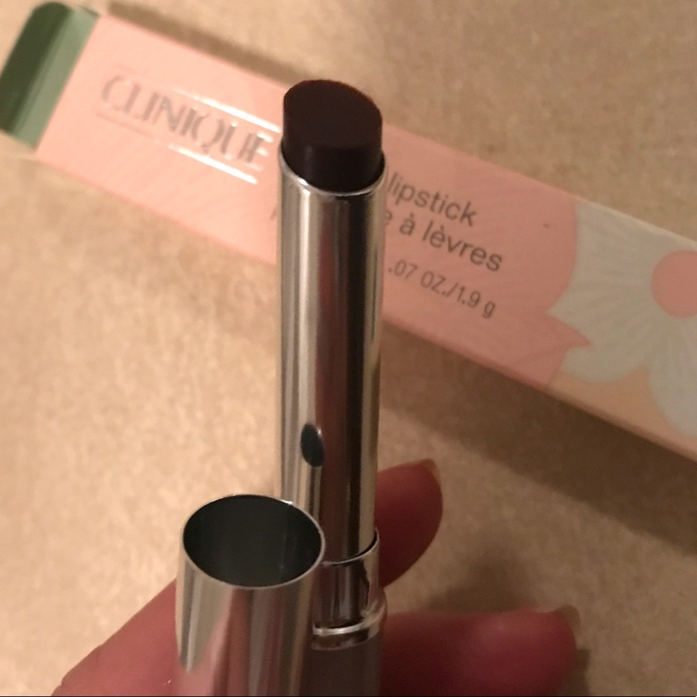 ⭕️ SOLD ⭕️ Clinique Black Honey Lipstick BNIB