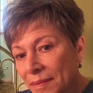 Meet your Posher, Brenda