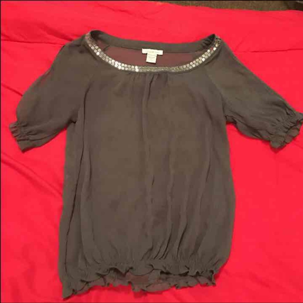 Women's open shoulder shirt