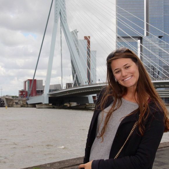 Meet the Posher Other - Meet your Posher, Emily