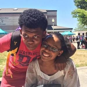 Meet your Posher, Desiree