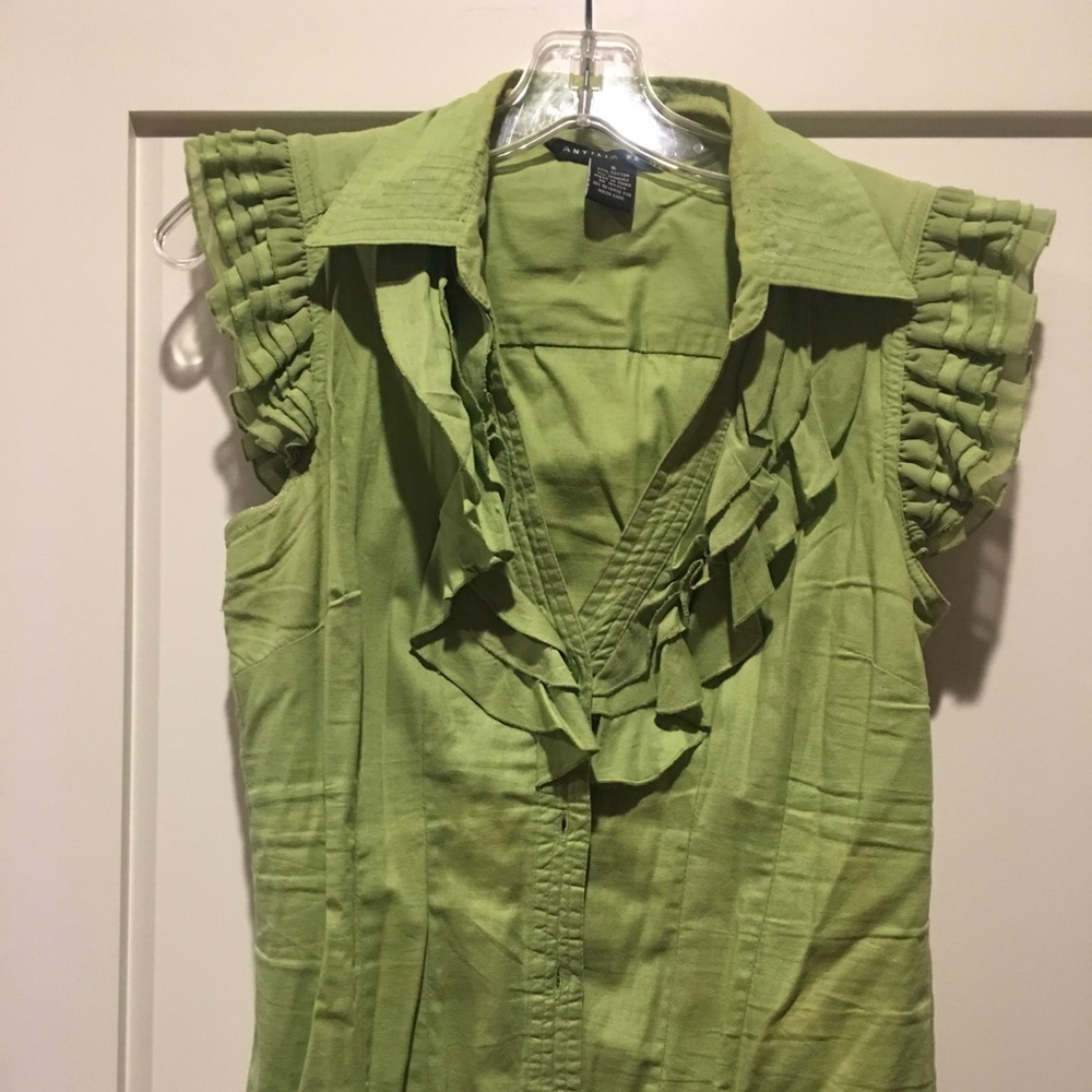 Antilles femme size S green ruffle shirt