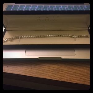 Silver chained bracelet