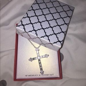 Cross "diamond" necklace