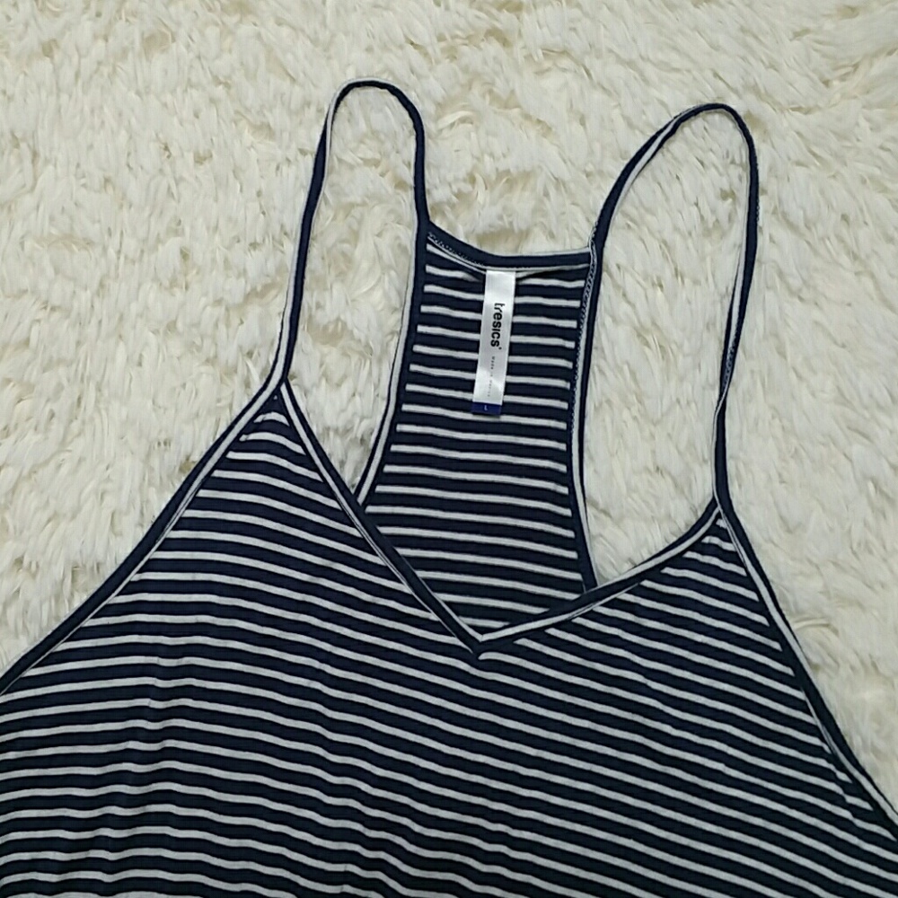 🍭sale🍭Tresics flowy racer back stripe dress