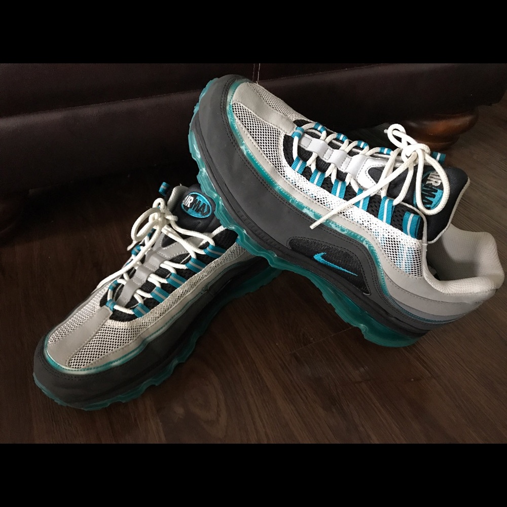 Nike Air Max 24-7