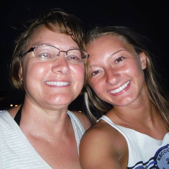 Meet your Posher, Christel - Picture 1 of 1