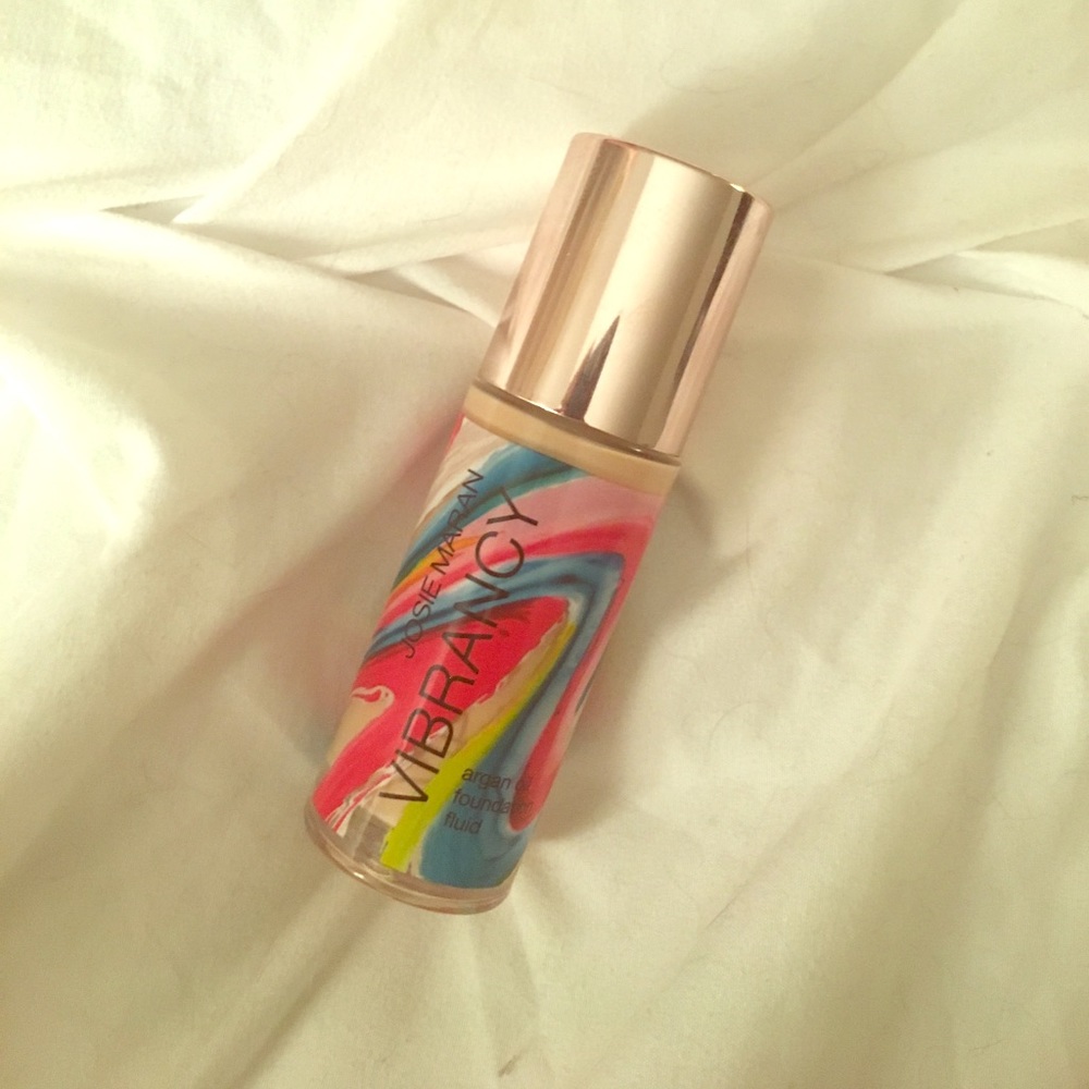 Josie maran vibrancy foundation. 85% left.