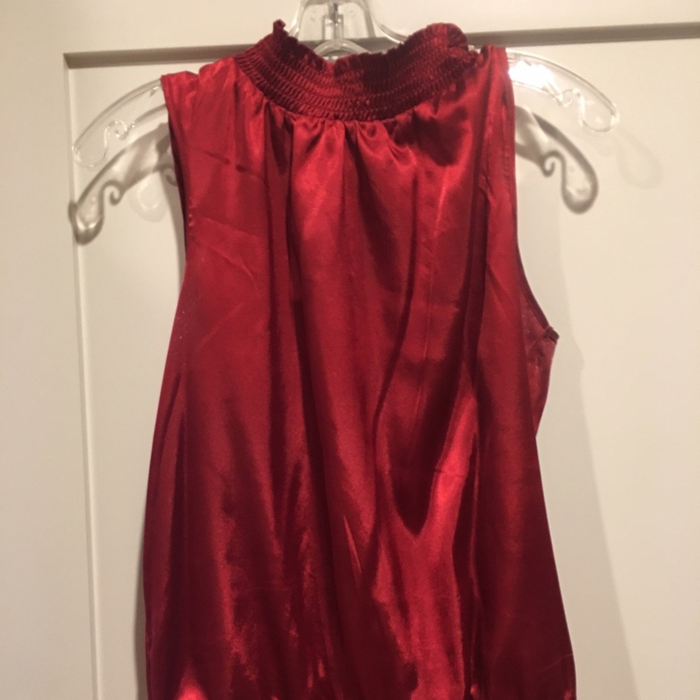Size M silk red elastic waist