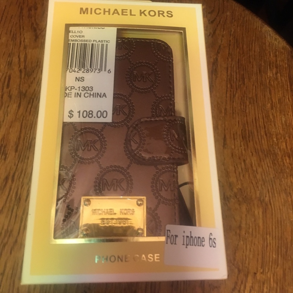 MICHAEL KORS iPhone 6s phone case New-Authentic.