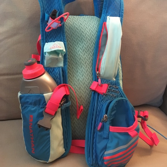 NATHAN Hydration Vest 2-Liter main image 5
