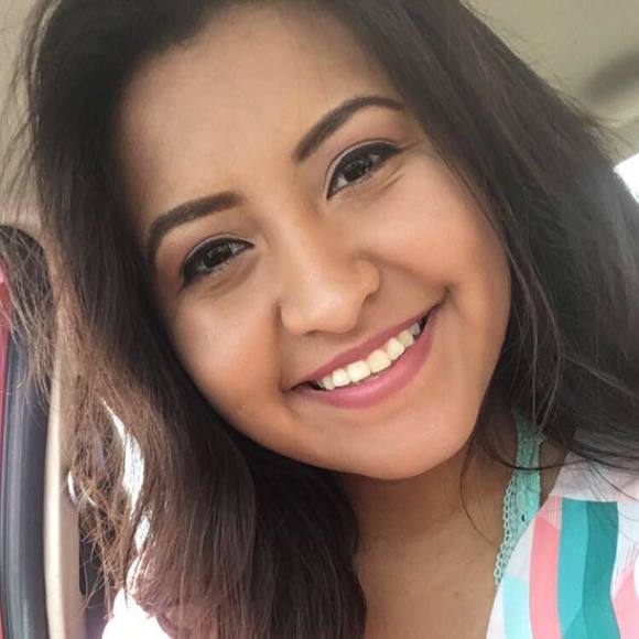 Meet your Posher, Cristal - Picture 1 of 1