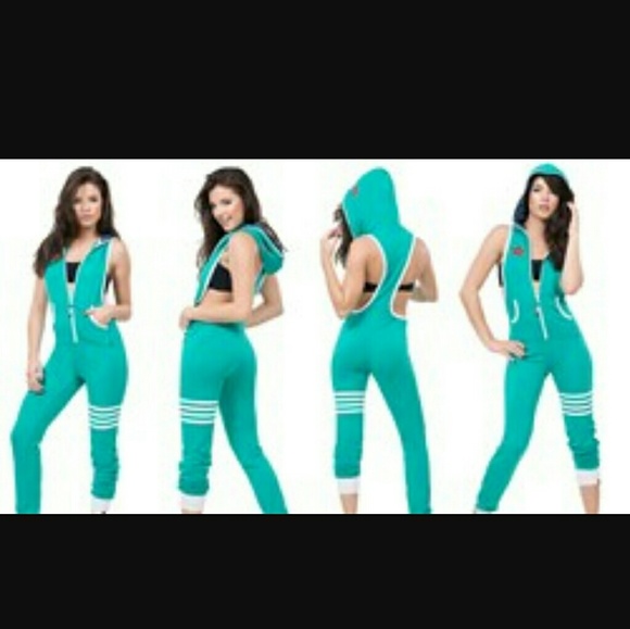 Romper Onsie Jumpsuit - Picture 1 of 6