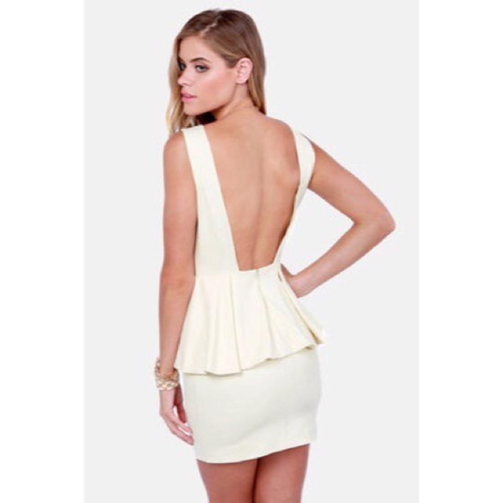 Blaque Label Final Showcase Dress in Cream NWT