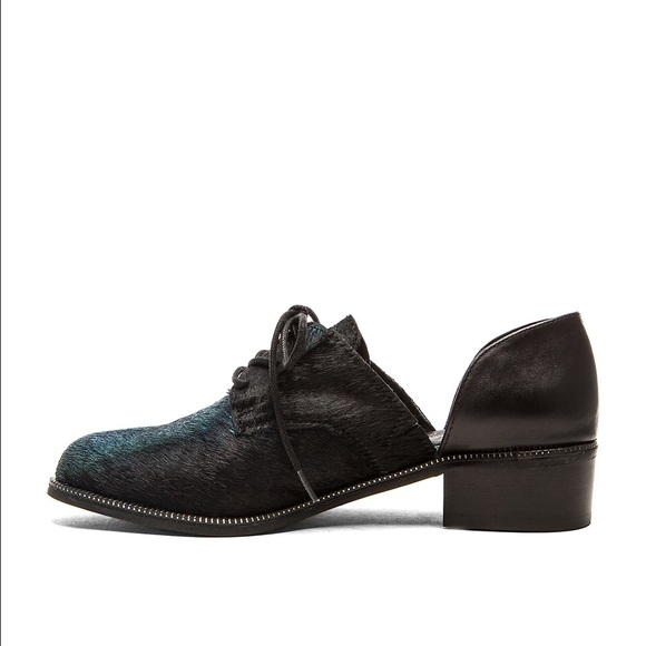 Cow Hair Cut Out Oxford - Picture 5 of 8