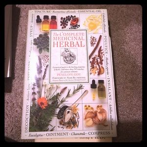 The complete medicinal herbal