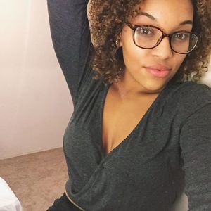 Meet your Posher, Leanne