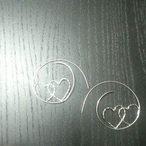 Threaded Hoop Earrings with Double Heart Accent