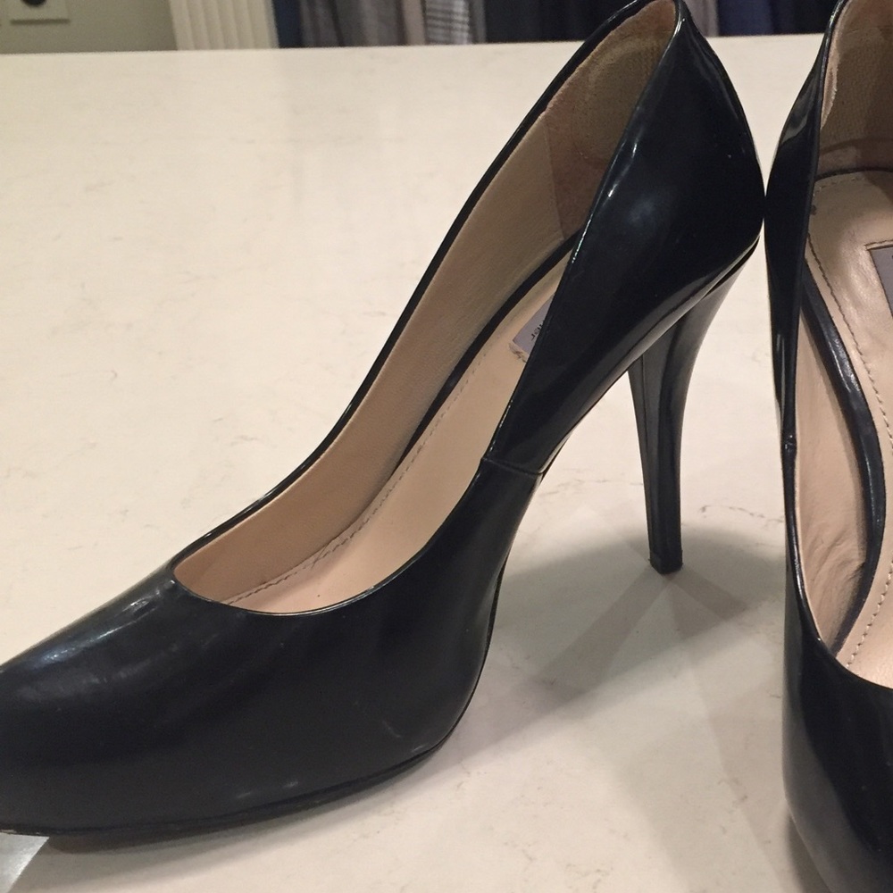 Black 4" Classic Heels- Size 8 1/2