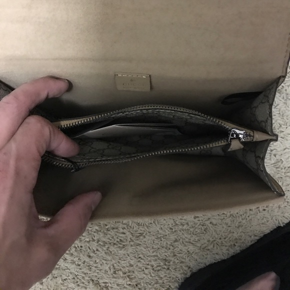 Gucci purse - Picture 4 of 4