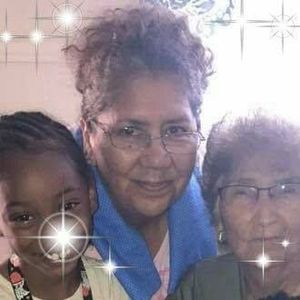 Meet your Posher, Rosalinda