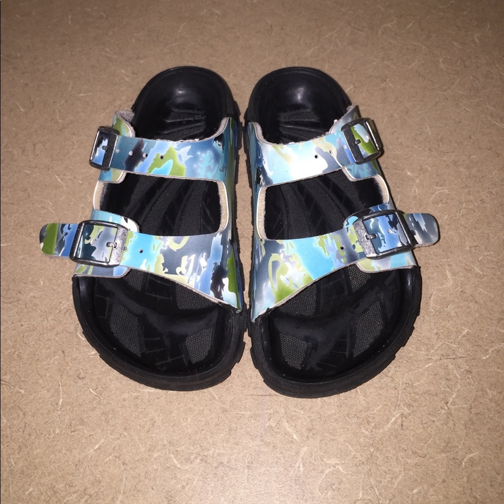 EUC KIDS BIRKIS SZ 28 Birkenstock sandals 10/10.5