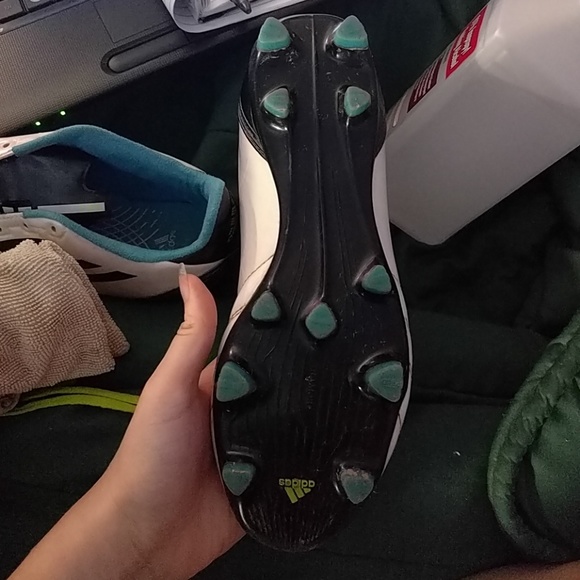 Adidas cleats COMMING SOON - Picture 4 of 5