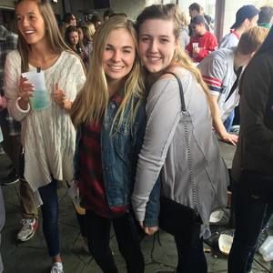 Meet your Posher, Isabel