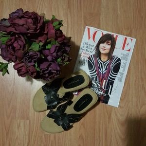 Danelle Women's Sandals (Size 7 1/2)