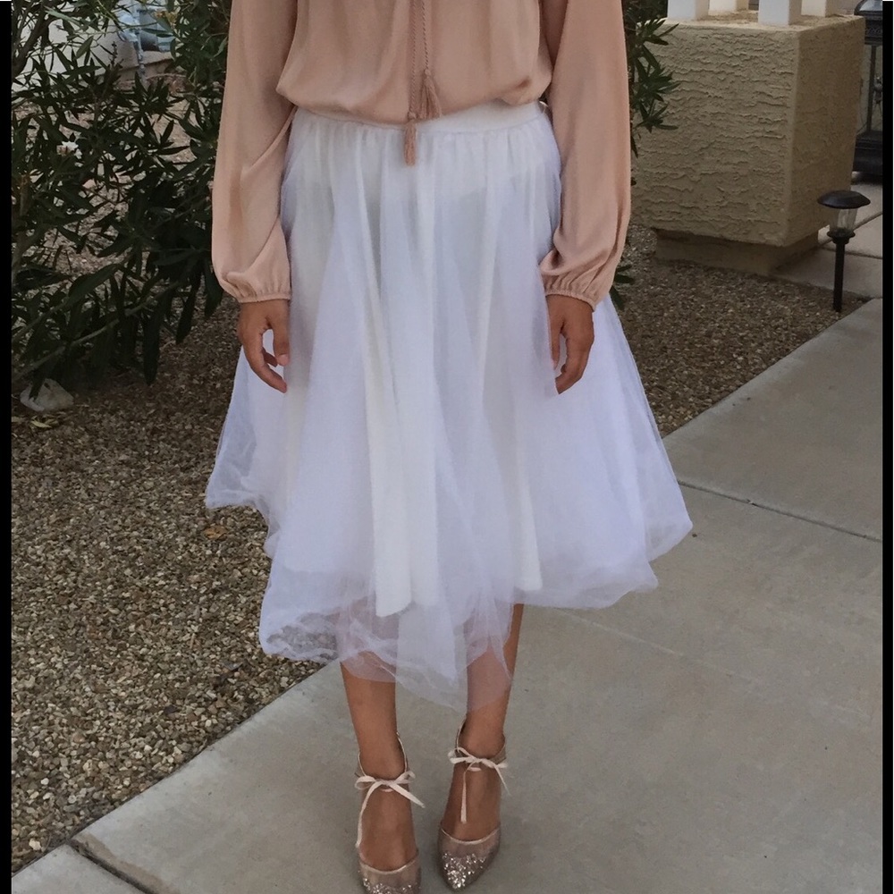White tulle skirt