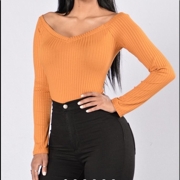 Fashion Nova Tops - 🥀DONATING 2/8 Sexy off the Shoulder Bodysuit