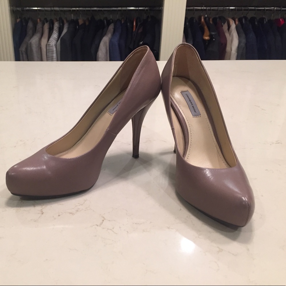 Gray Classiques Entier Heels- Size 8 1/2