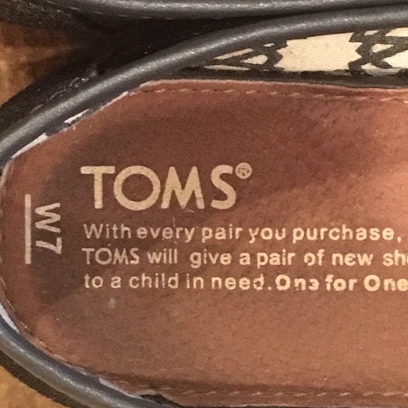 ๐SOLD๐TOMS Dark Glitter Flats - Picture 7 of 8