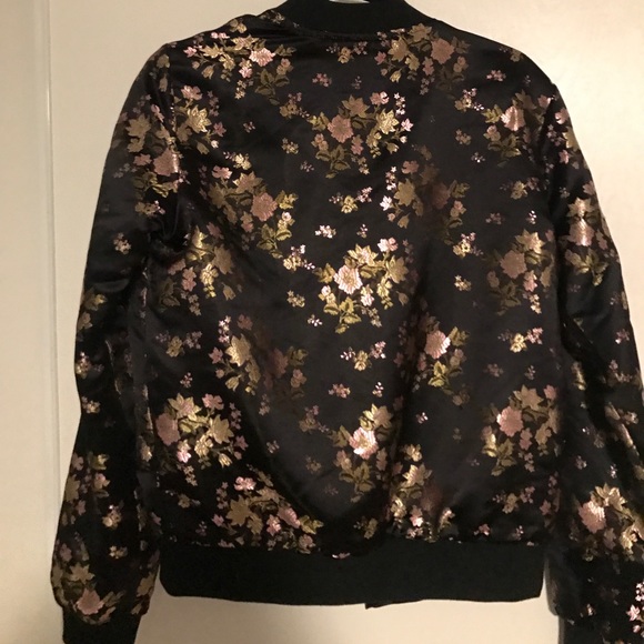 NWT rare brandy melville dennis oriental jacket - Picture 4 of 5