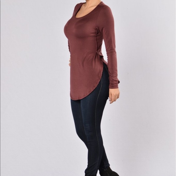 🥀DONATING 5/8 Subtle Senses Slit Round Hem Top - Picture 2 of 6