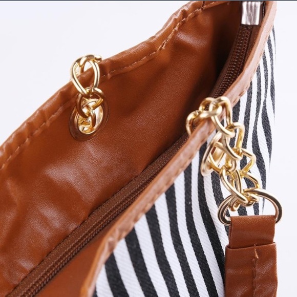 Woman Shoulder Bag - Picture 6 of 6